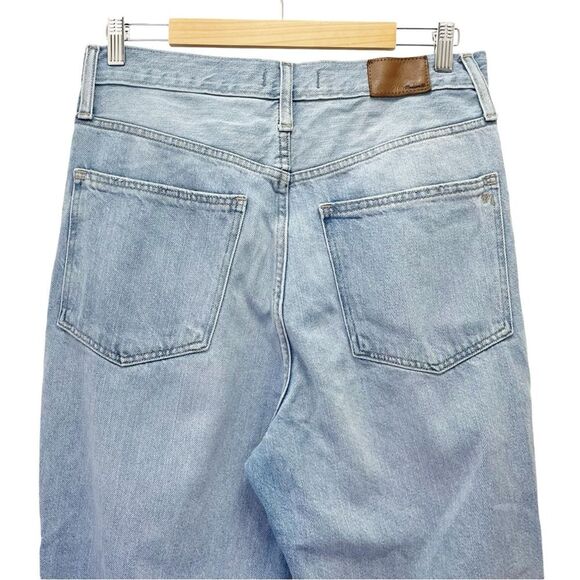 Madewell The Mom Jean in Gilford Wash Light Wash Slouchy Jeans Size 30 | 10 - Picture 6 of 13